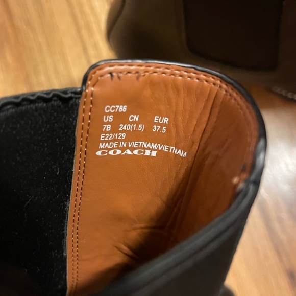 Coach booties size 7 - Picture 4 of 4